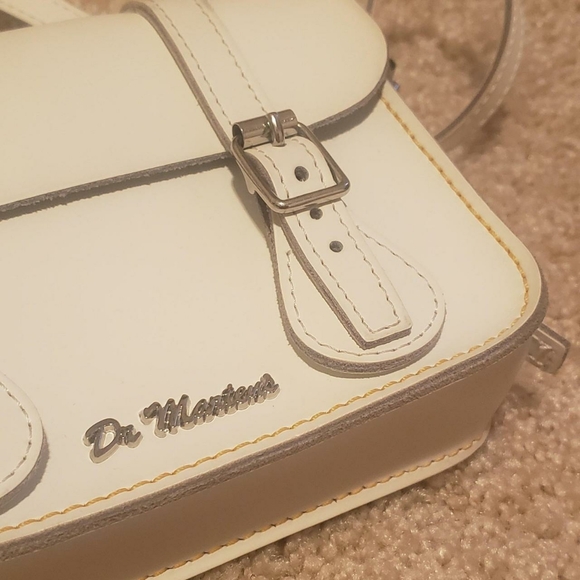 Dr martens white crossbody bag - Picture 2 of 3